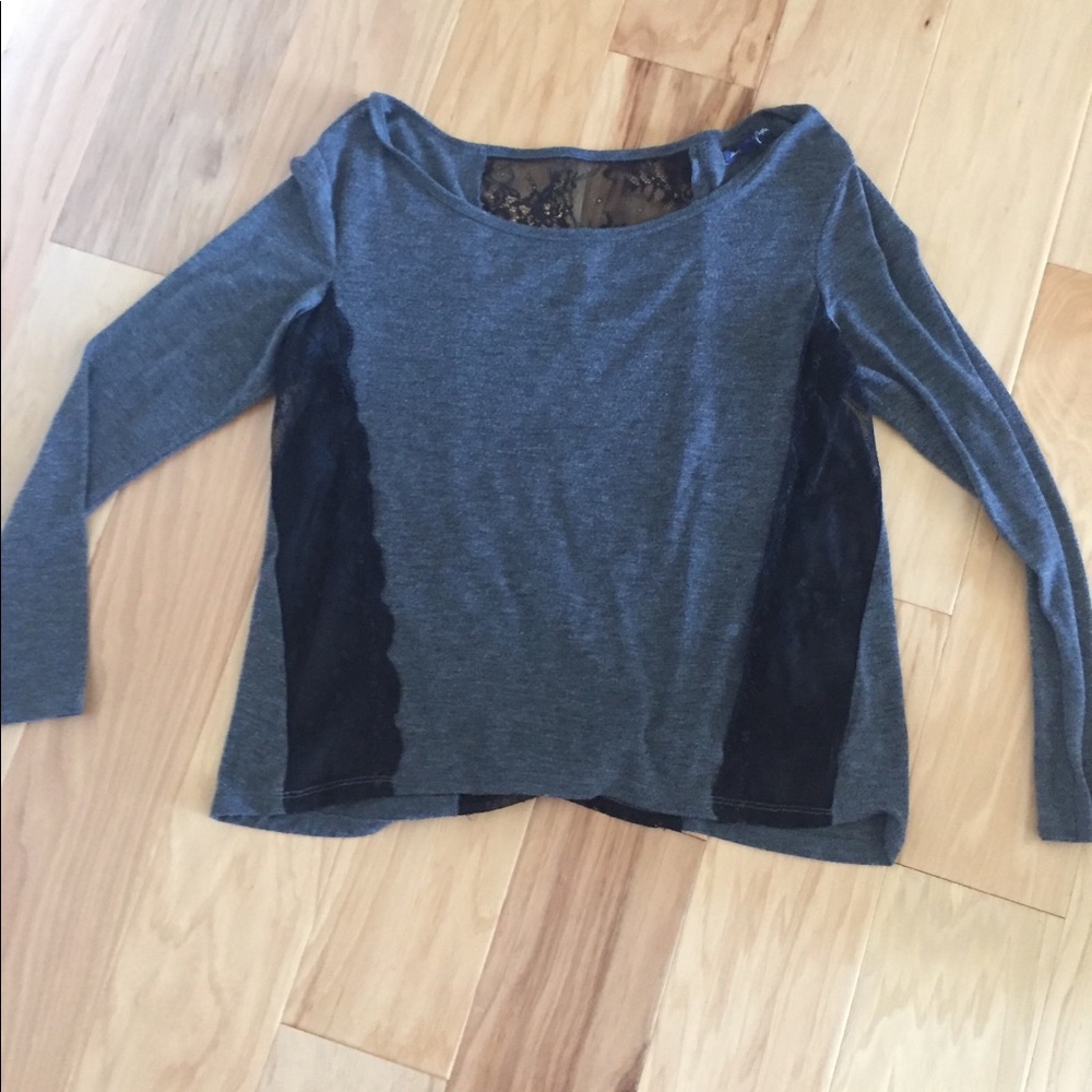 3/4 length sleeve shirt